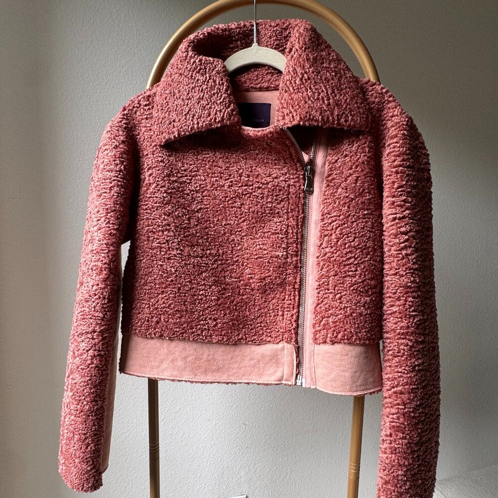 Cozy Pink Faux Fur Zip-Up Jacket - XS | Amaryllis